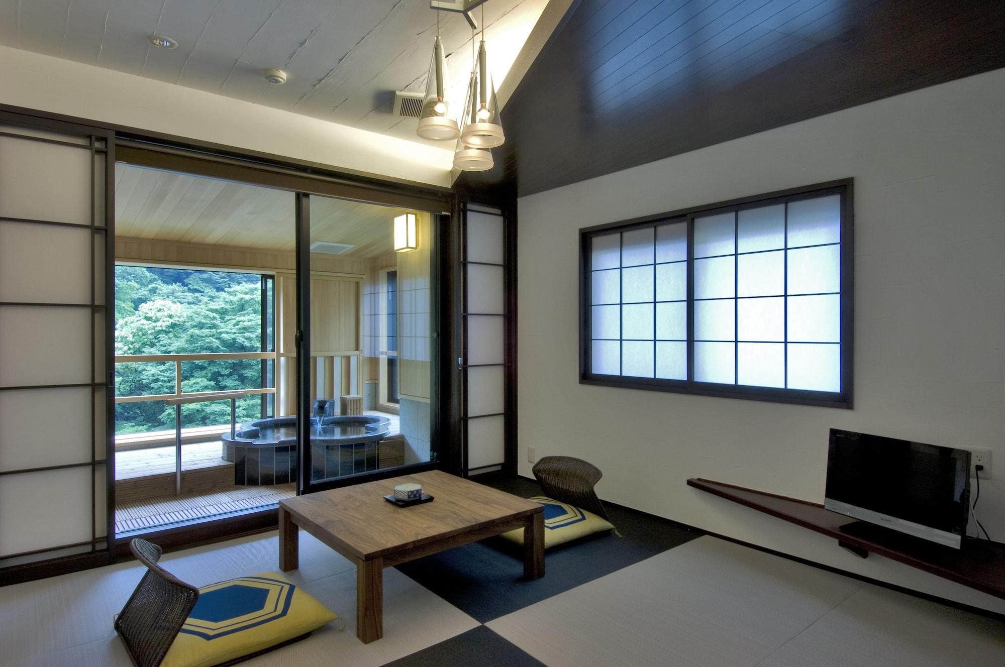Koduchi No Yado Tsurukamedaikichi Hotel Nikko Bagian luar foto