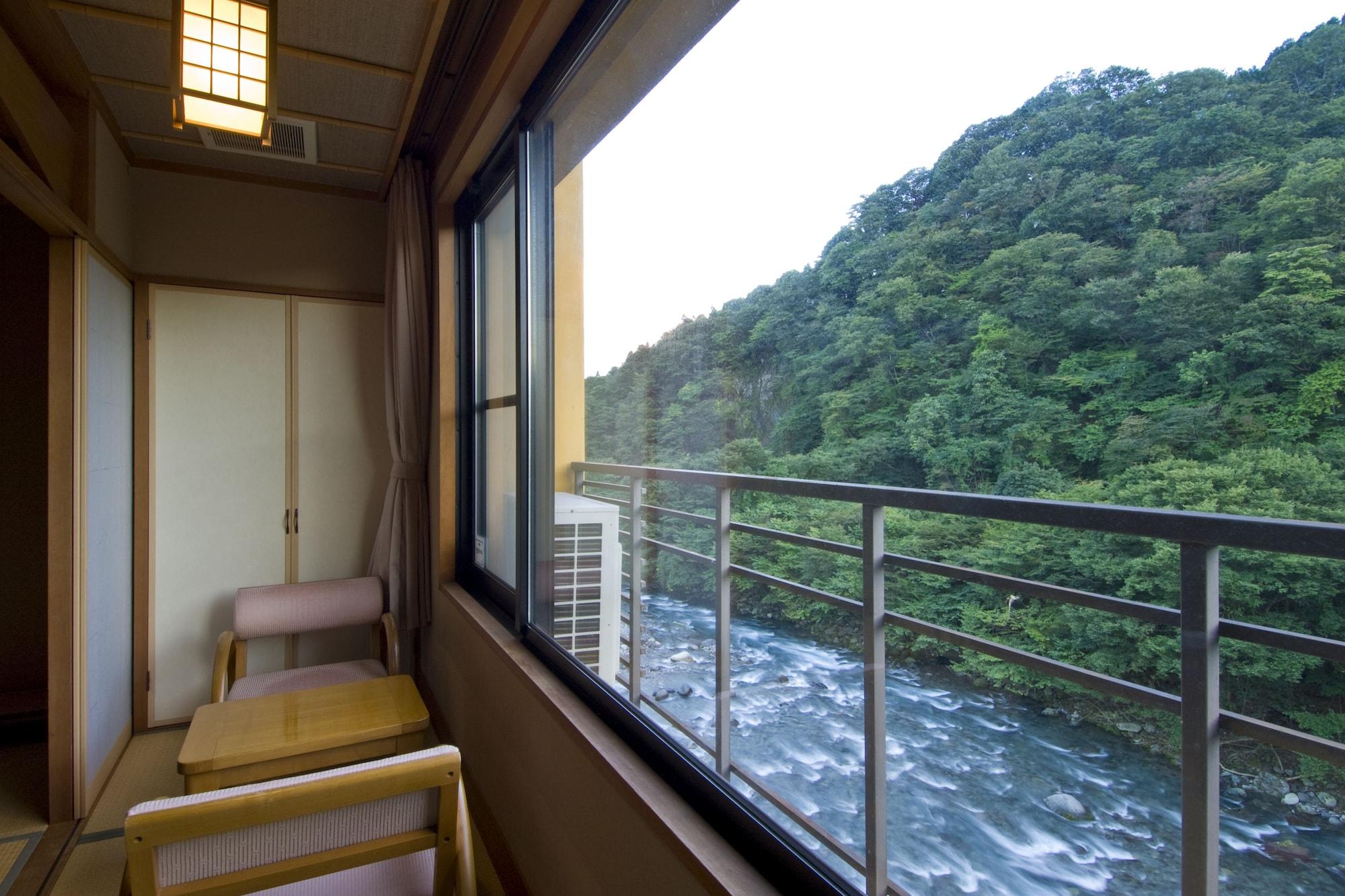 Koduchi No Yado Tsurukamedaikichi Hotel Nikko Bagian luar foto