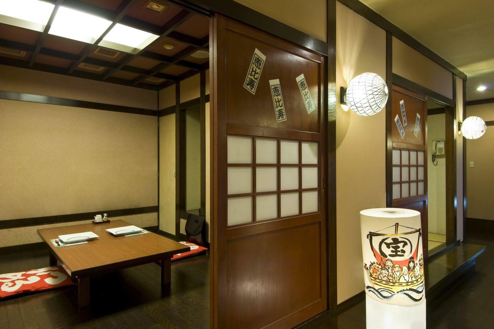 Koduchi No Yado Tsurukamedaikichi Hotel Nikko Bagian luar foto