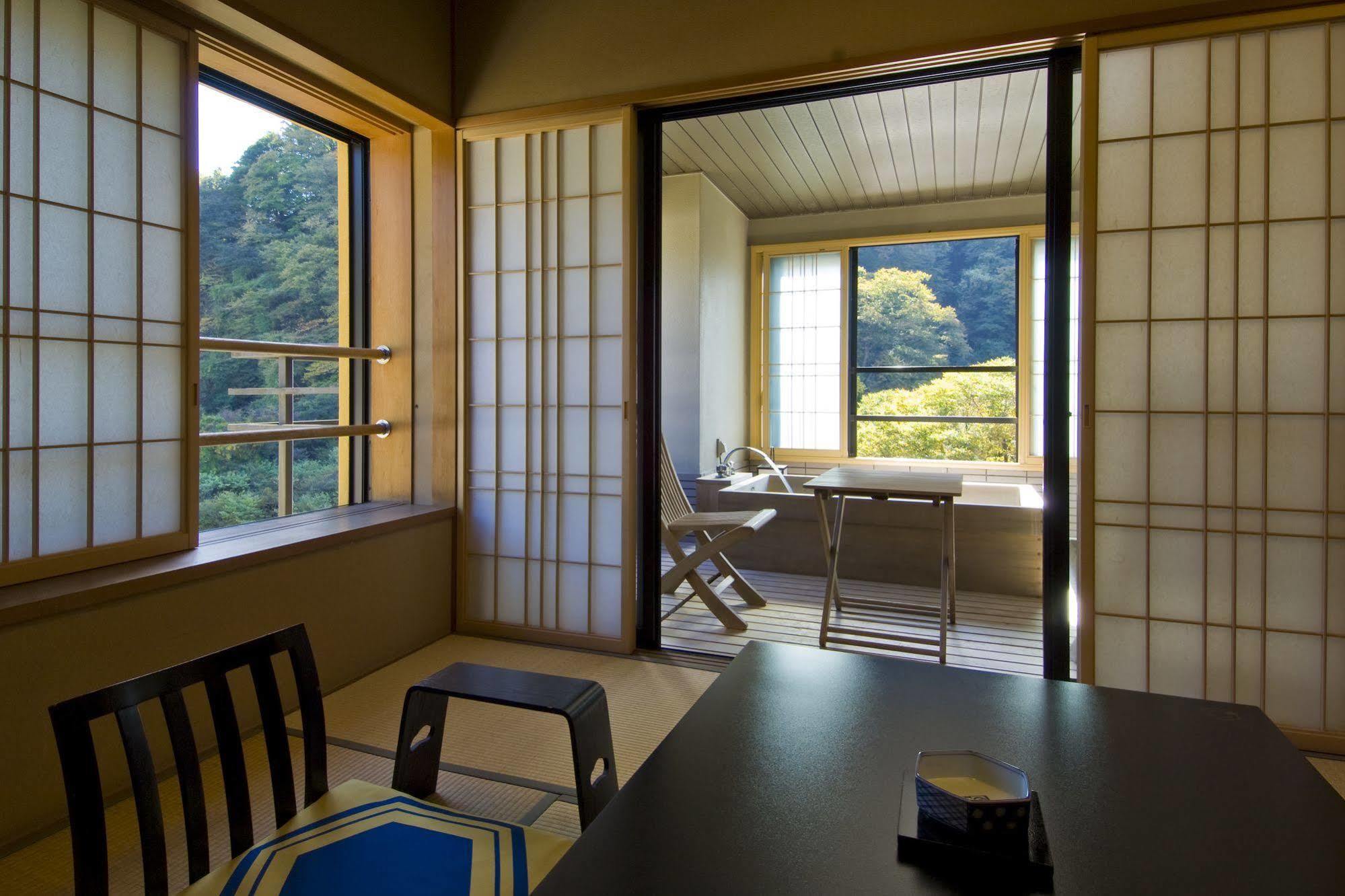 Koduchi No Yado Tsurukamedaikichi Hotel Nikko Bagian luar foto